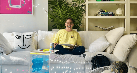 Grad Feature Julio Alvarez
